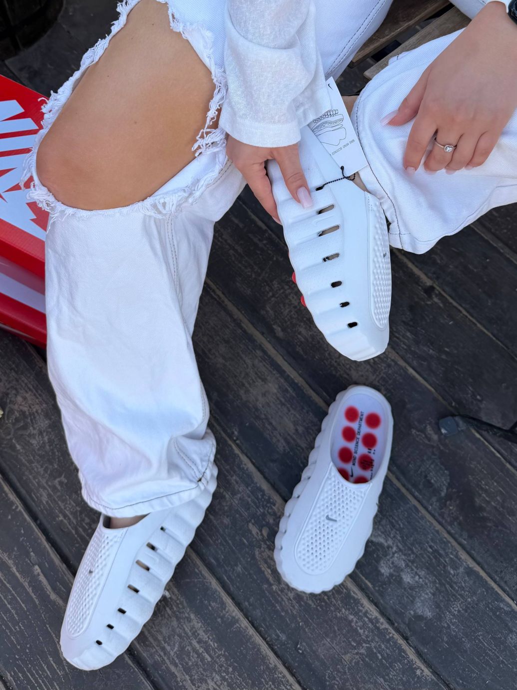 Шльопанці білі резинові Nike Mind Slide White 