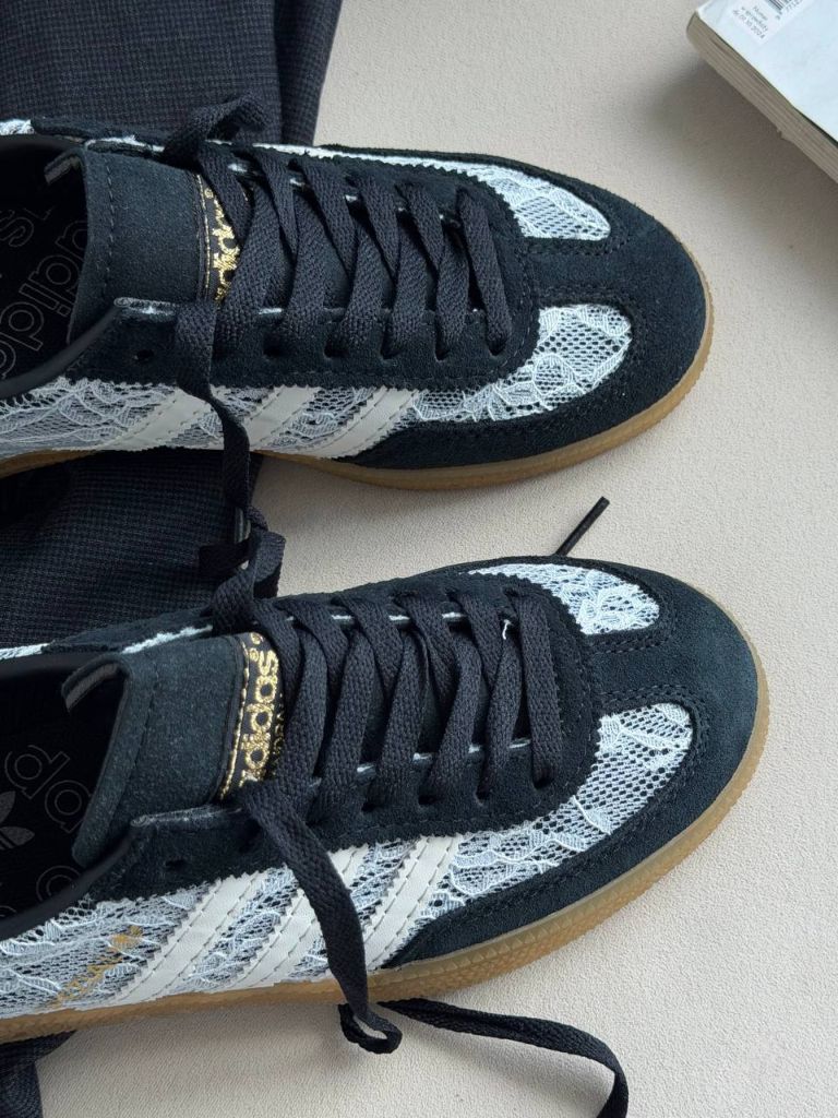 Кросівки чорні Adidas Spezial Lace Black