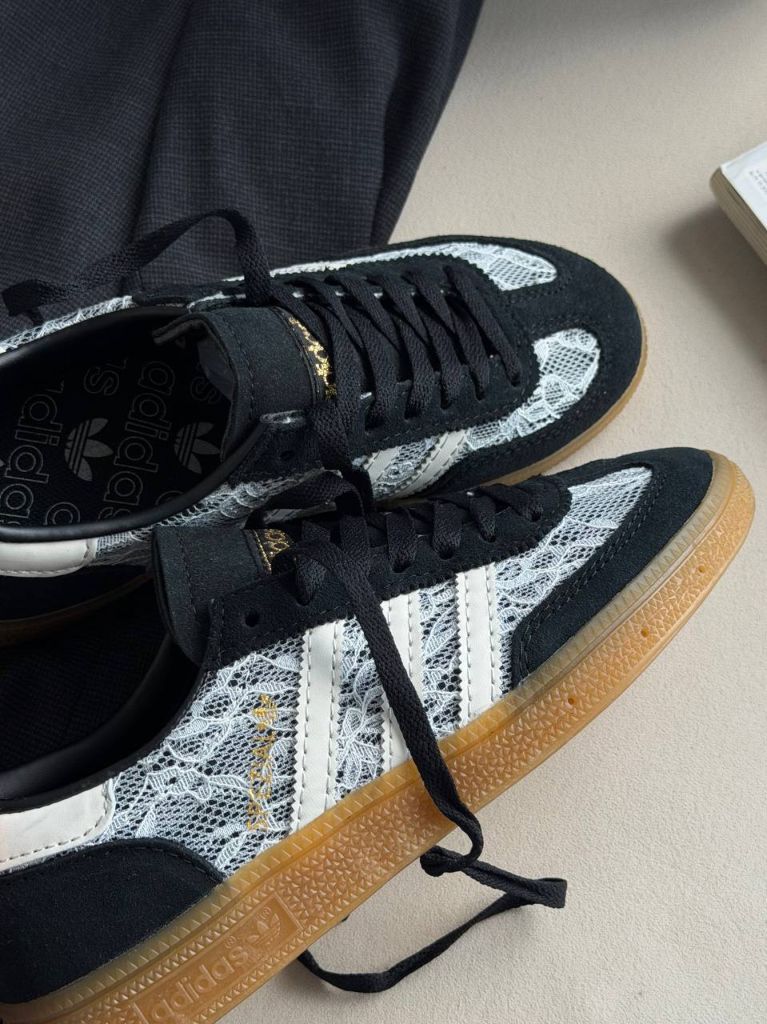 Кросівки чорні Adidas Spezial Lace Black