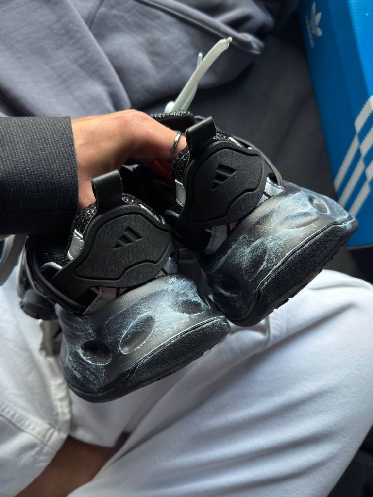 Кросівки Adidas Vento XLG Deluxe Black