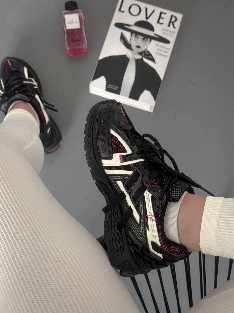 Кросівки чорні New Balance 1906A Black Dragon Berry