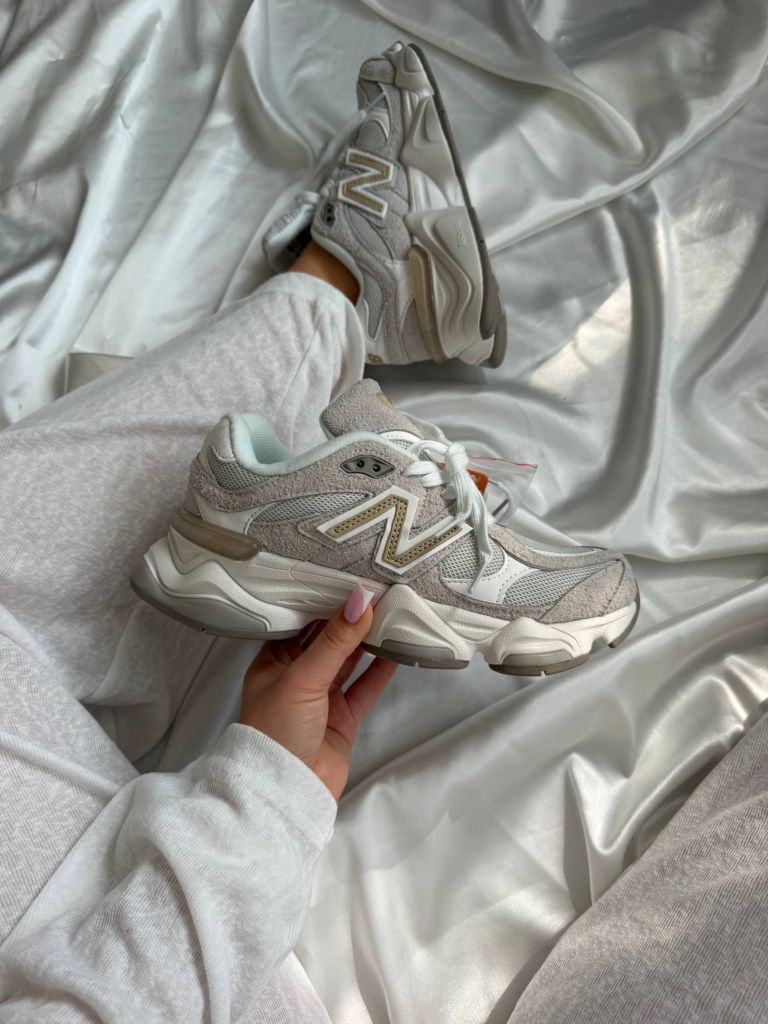 Кросівки New Balance 9060 Beige Brown V2
