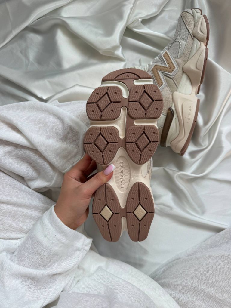 Кросівки New Balance 9060 Beige Grey V2