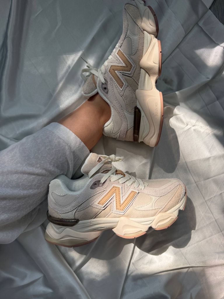 Кросівки New Balance 9060 Beige Grey V2