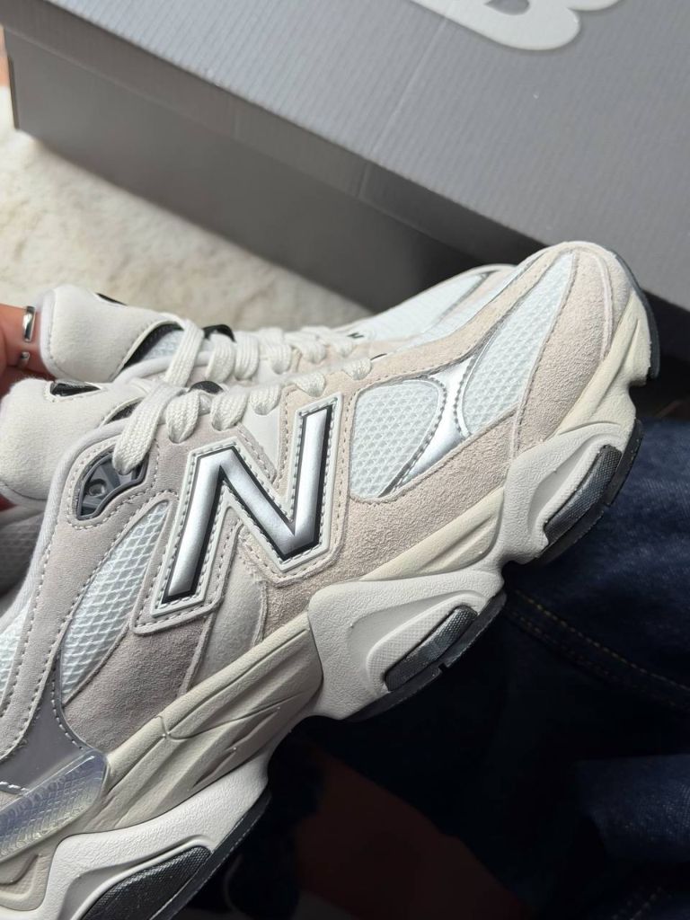 Кросівки New Balance 9060 Grey Silver