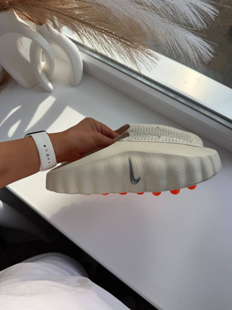 Шльопанці бежеві Nike Mind Slide Beige