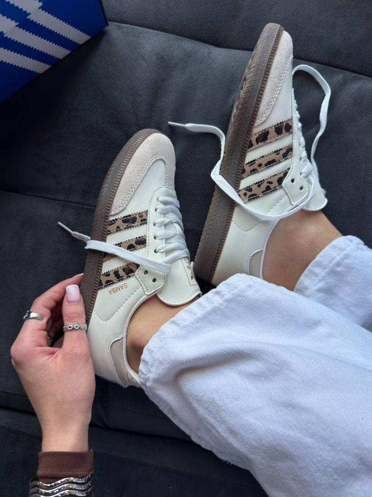 Кросівки-кеди бежеві Adidas Samba Leo