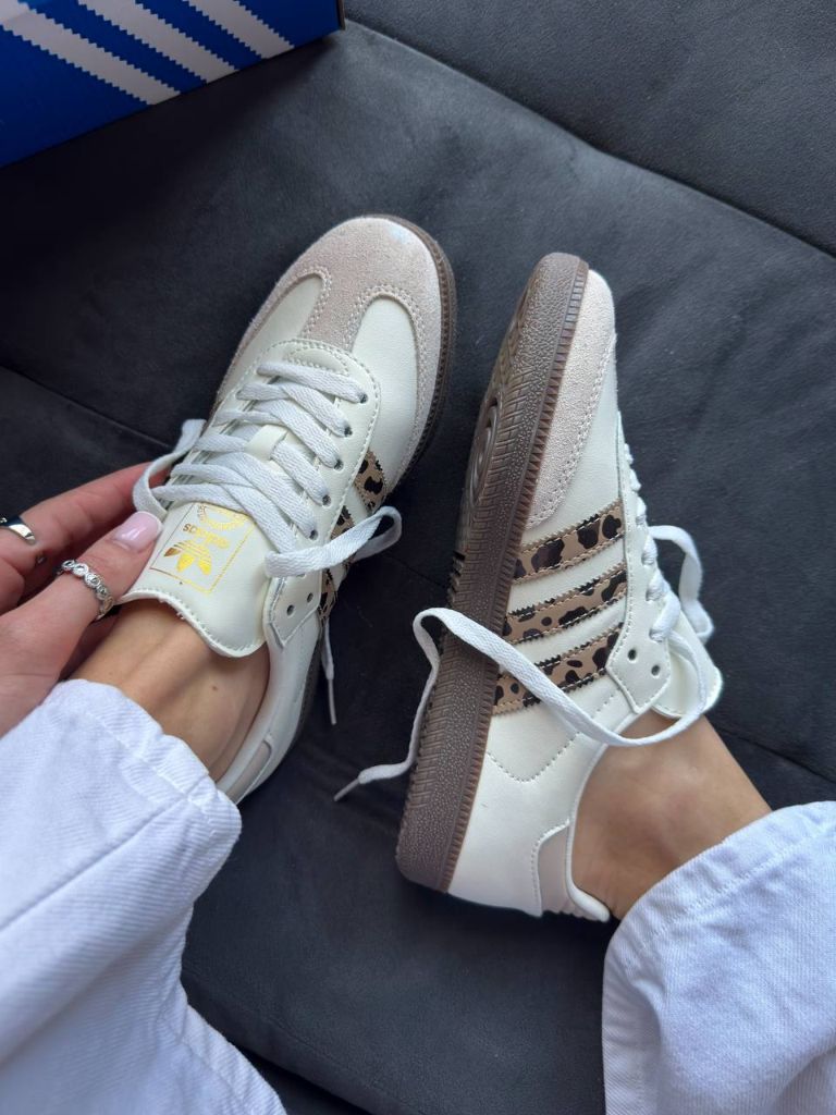 Кросівки-кеди бежеві Adidas Samba Leo