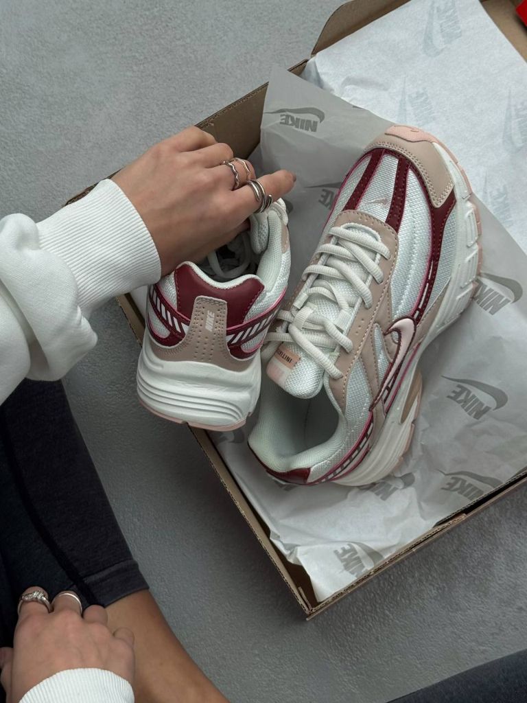 Кросівки бежеві Nike Initiator Beige Pink