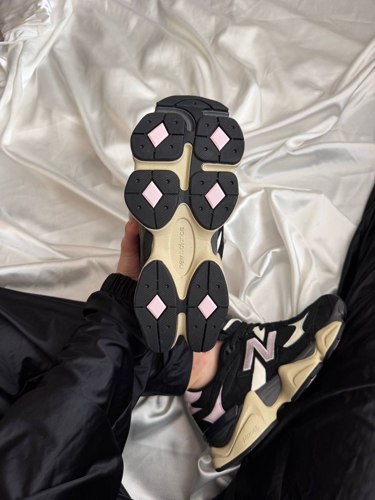 Кросівки New Balance 9060 Black Suede Pink