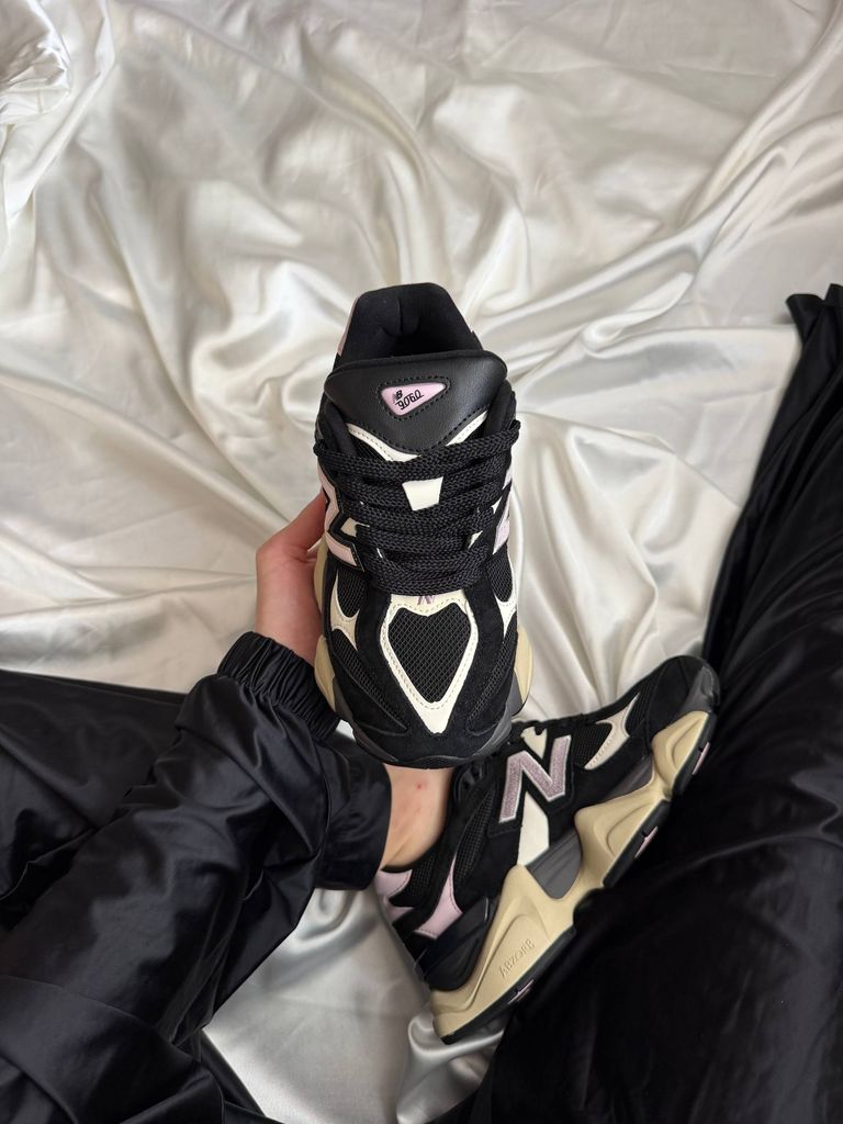 Кросівки New Balance 9060 Black Suede Pink