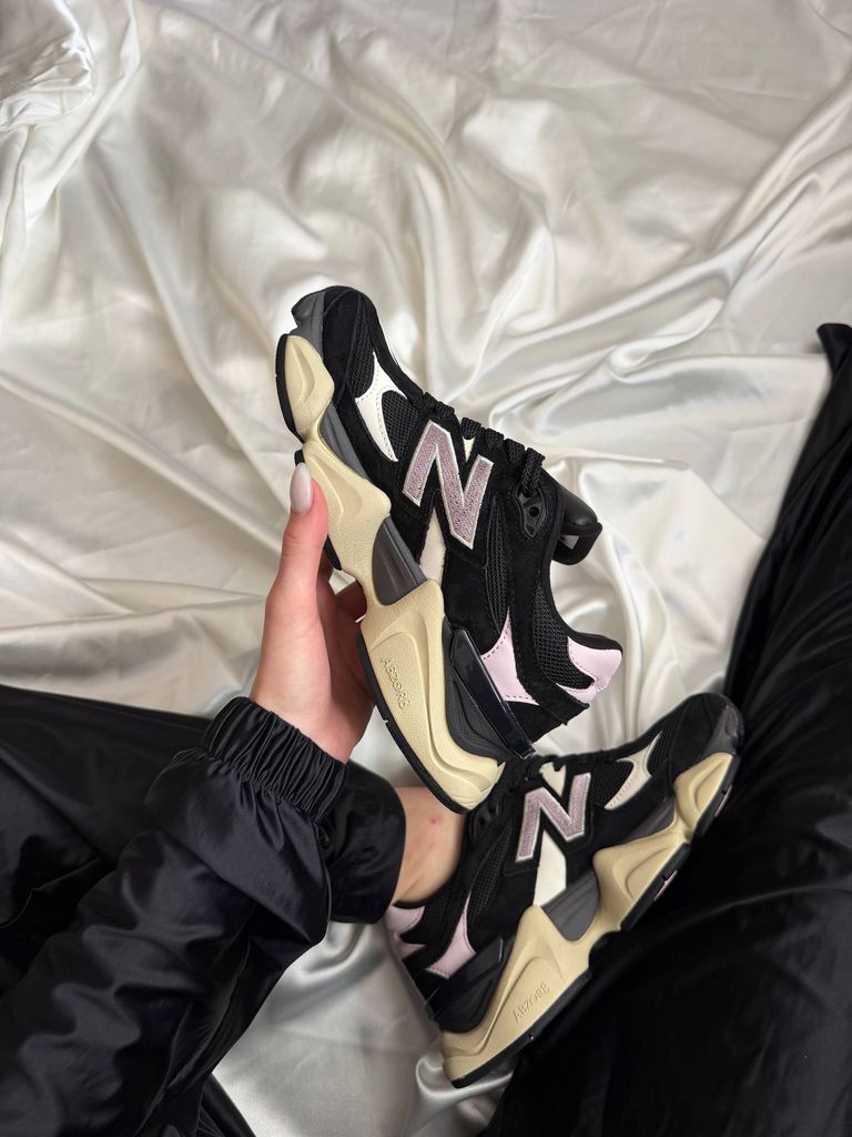 Кросівки New Balance 9060 Black Suede Pink