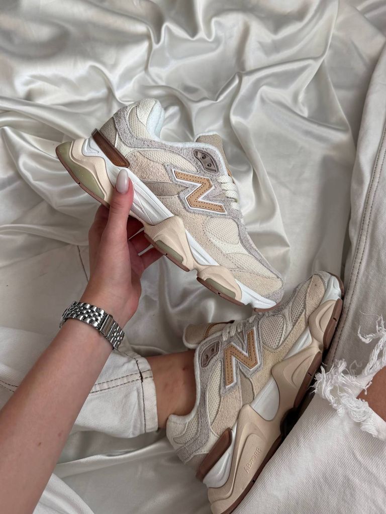 Кросівки бежеві New Balance 9060 Beige V2