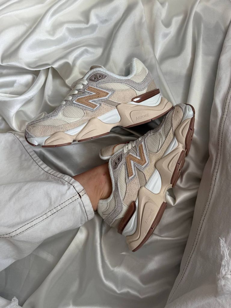 Кросівки бежеві New Balance 9060 Beige V2
