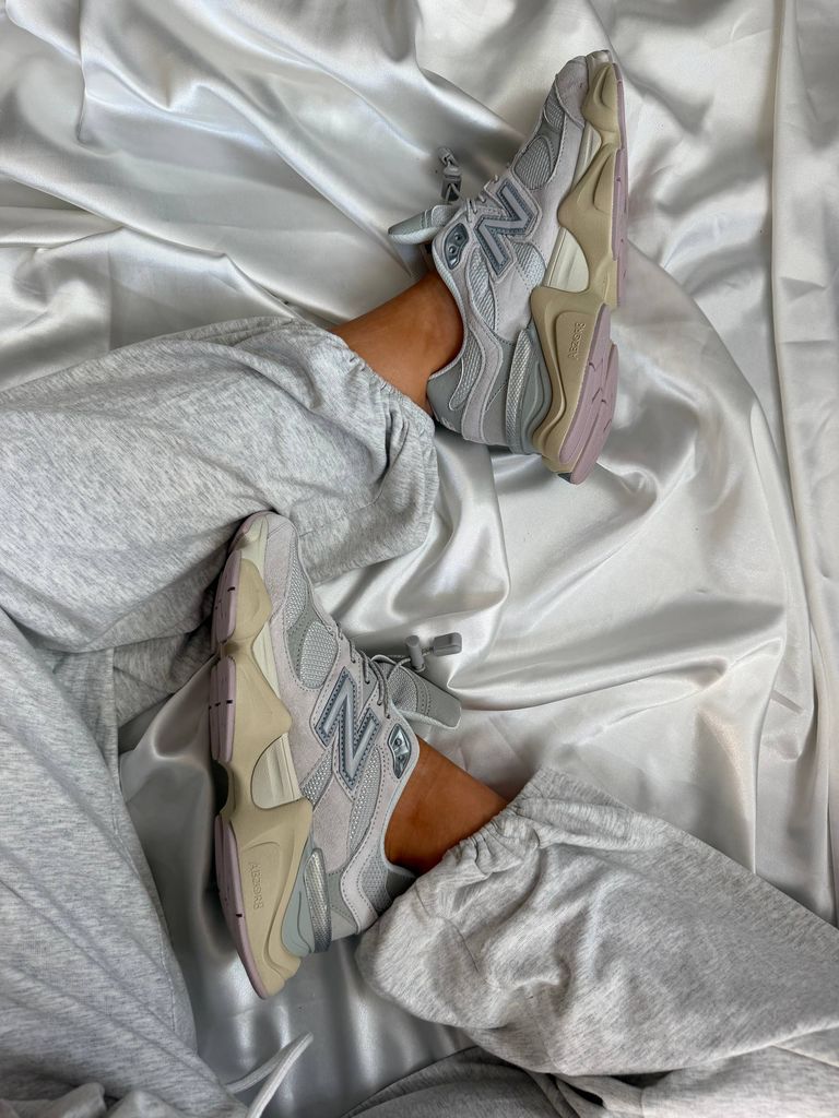 Кросівки New Balance 9060 Grey Beige Pink