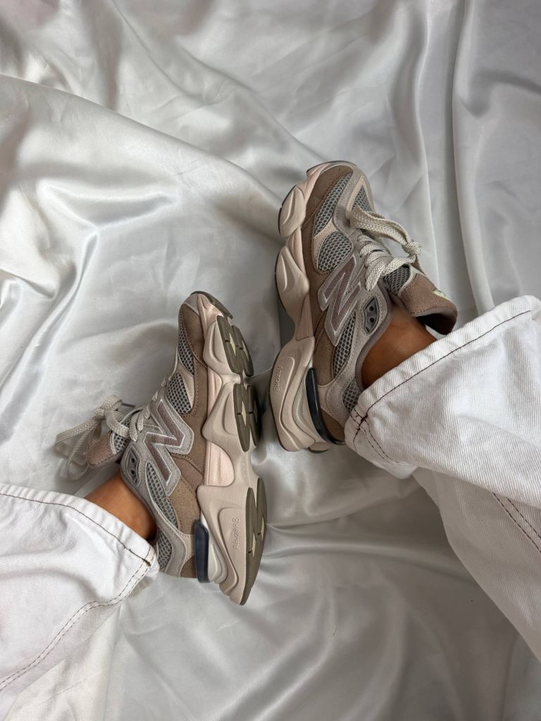 Кросівки New Balance 9060 Grey Brown