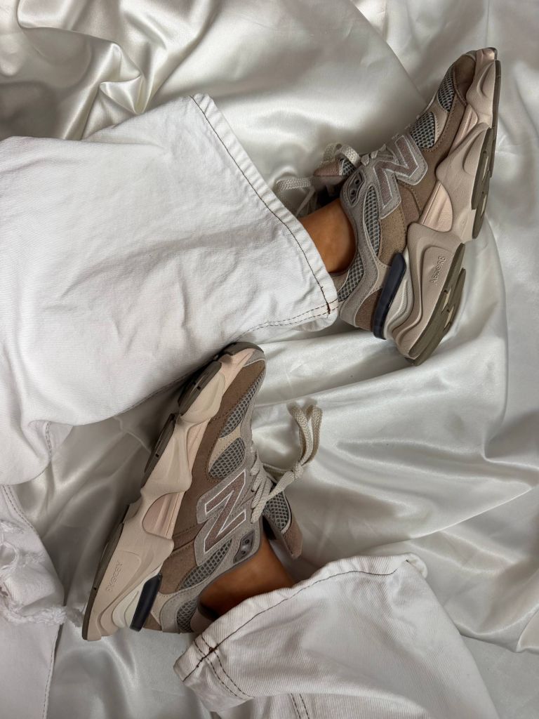 Кросівки New Balance 9060 Grey Brown