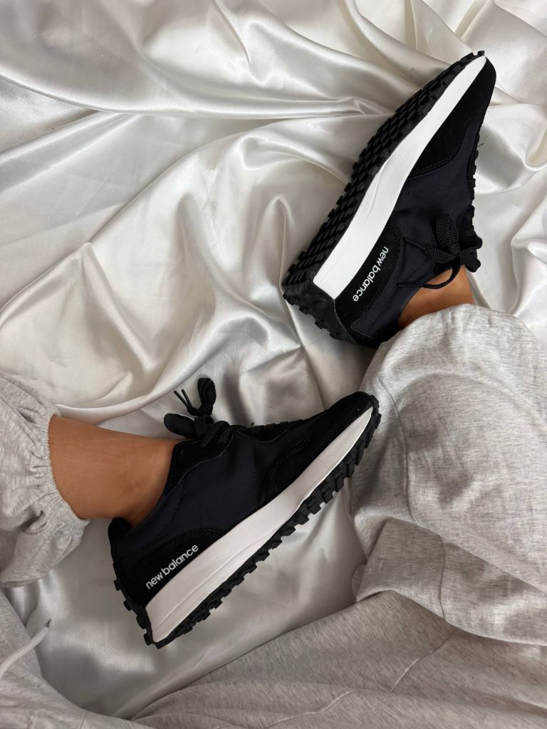 Кросівки New Balance 327 Black White
