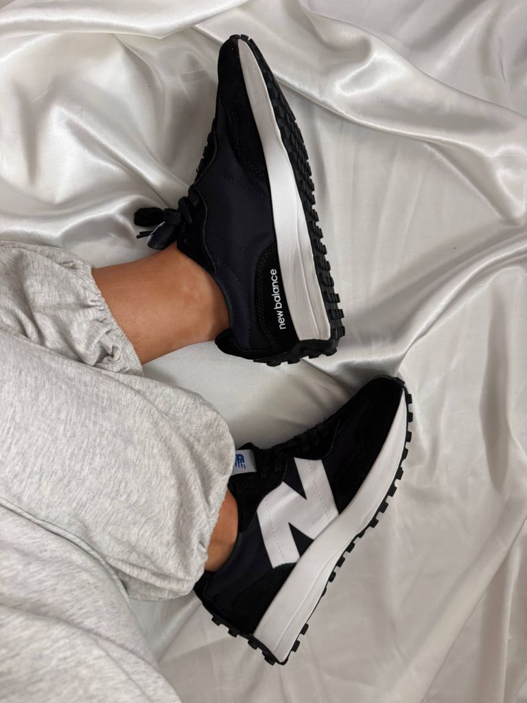 Кросівки New Balance 327 Black White