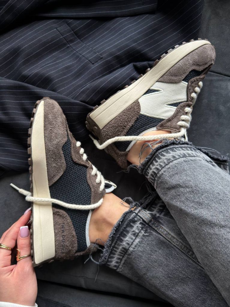 Кросівки коричневі New Balance 327 Brown
