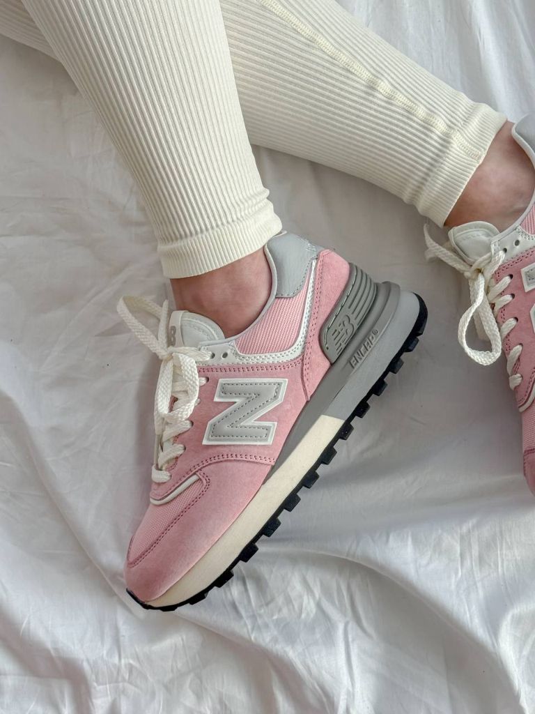 Кросівки рожеві New Balance 574 Pink