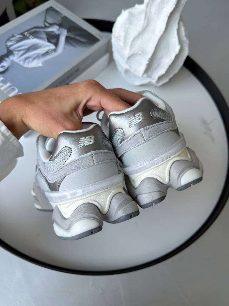 Кросівки сірі New Balance 9060 Grey Silver