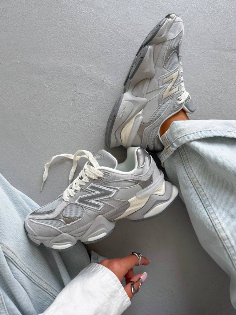 Кросівки сірі New Balance 9060 Grey Silver