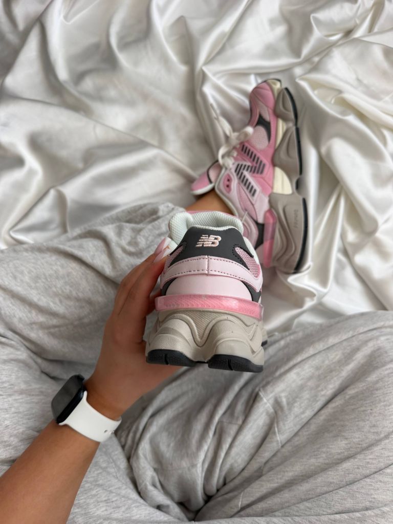 Кросівки сіро-рожеві New Balance 9060 Pink Grey