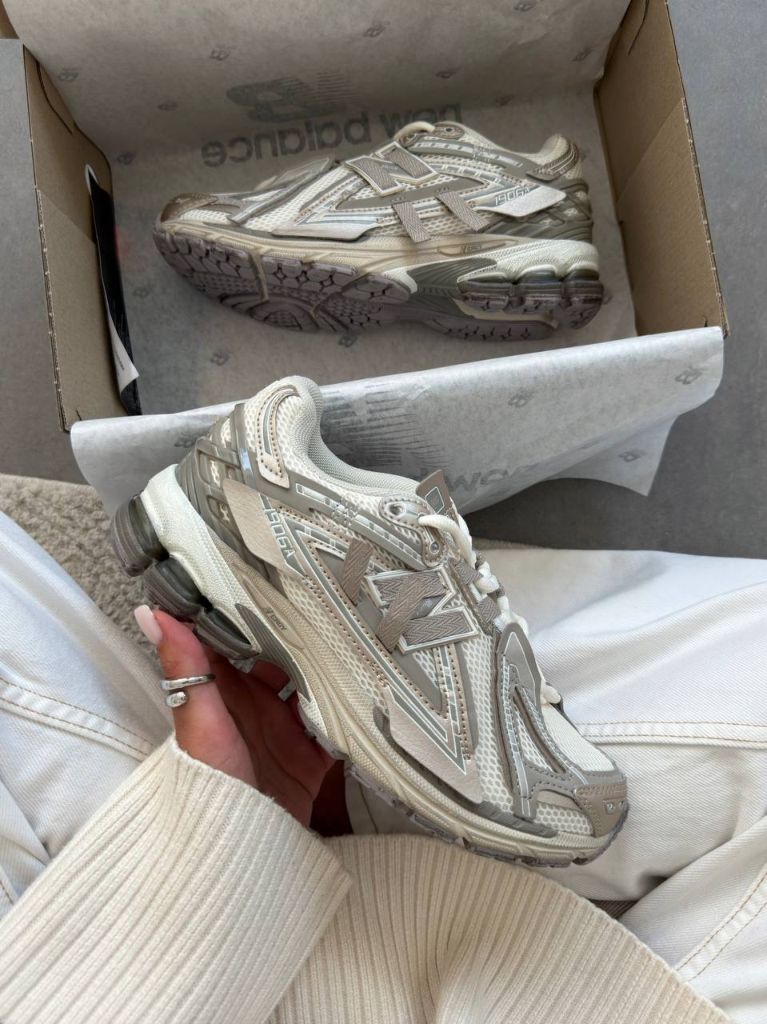 Кросівки New Balance 1906A Concrete Silver Metallic