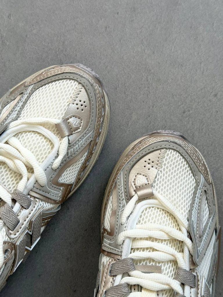 Кросівки New Balance 1906A Concrete Silver Metallic