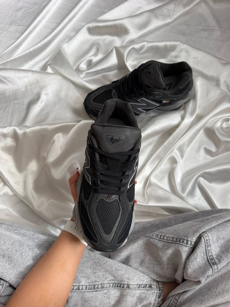 Кросівки вологостійкі New Balance 9060 Black CorDura