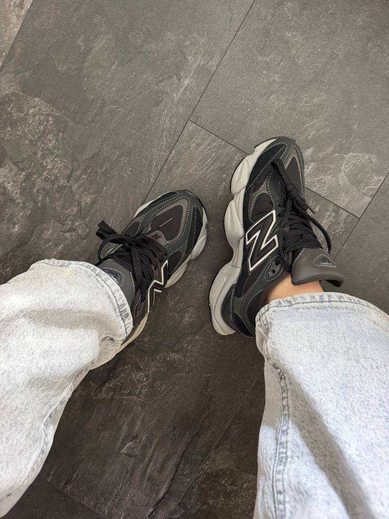 Кросівки вологостійкі New Balance 9060 Black CorDura