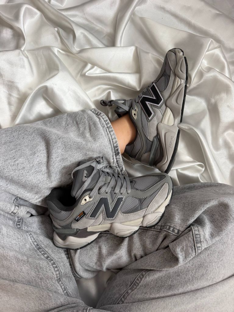 Кросівки вологостійкі New Balance 9060 Grey CorDura