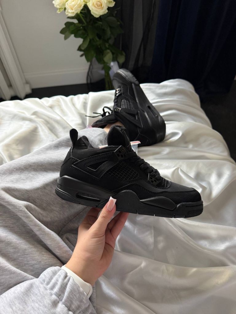 Кросівки Nike Air Jordan Retro 4 Black Cat
