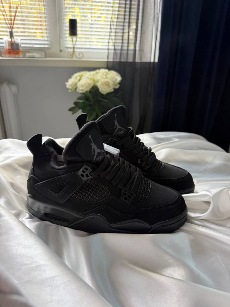 Кросівки Nike Air Jordan Retro 4 Black Cat