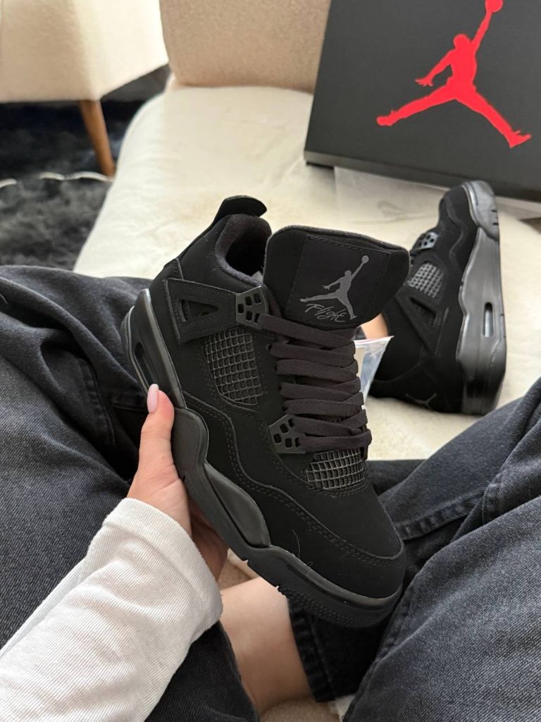 Кросівки Nike Air Jordan Retro 4 Black Cat