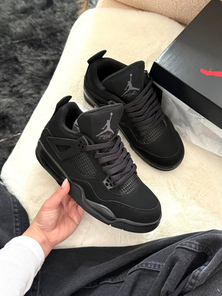 Кросівки Nike Air Jordan Retro 4 Black Cat