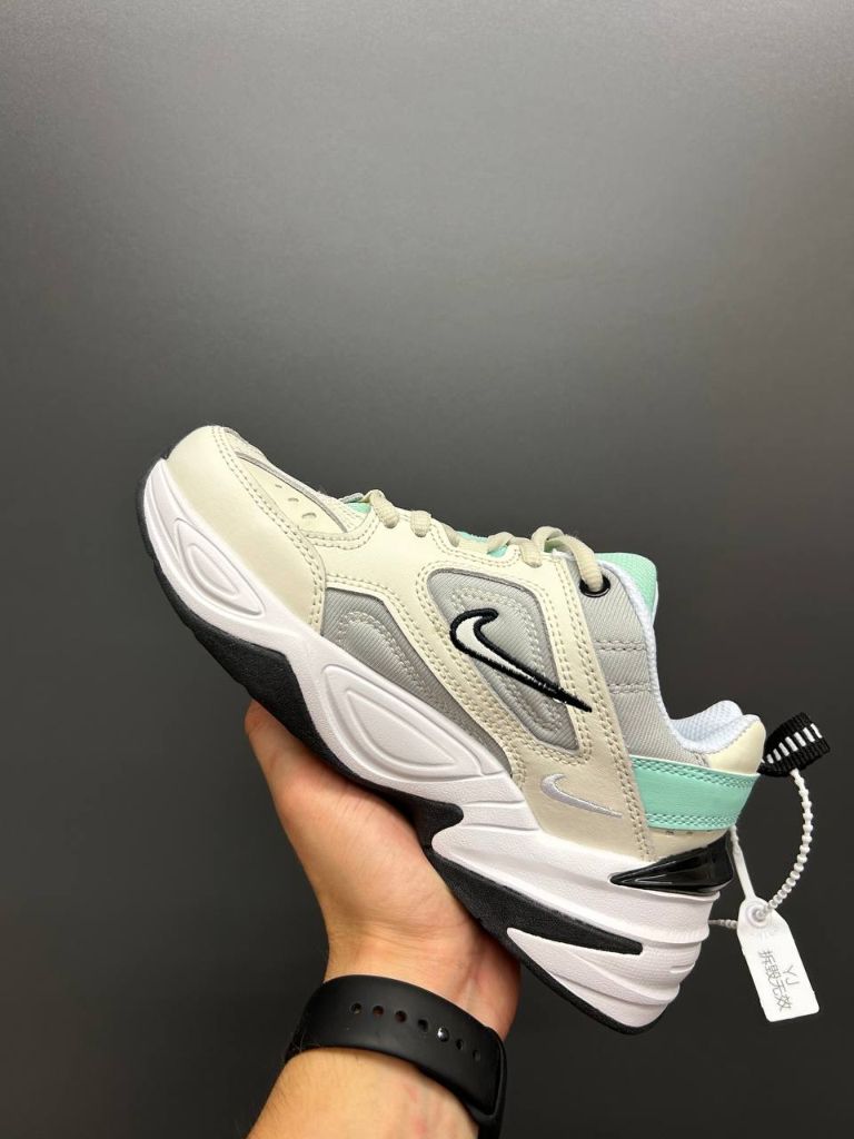 Кросівки білі з сірими та м'ятними вставками Nike M2K Tekno