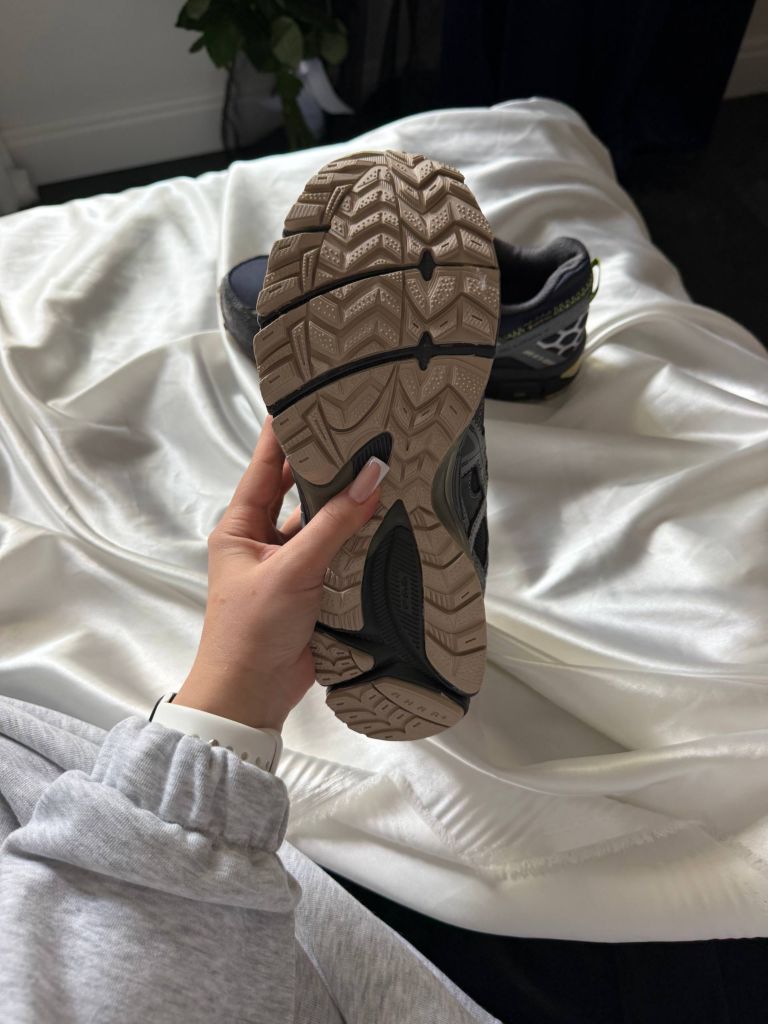 Кросівки термо Asics Gel Kahana 8 Grey Black Green Gore-Tex