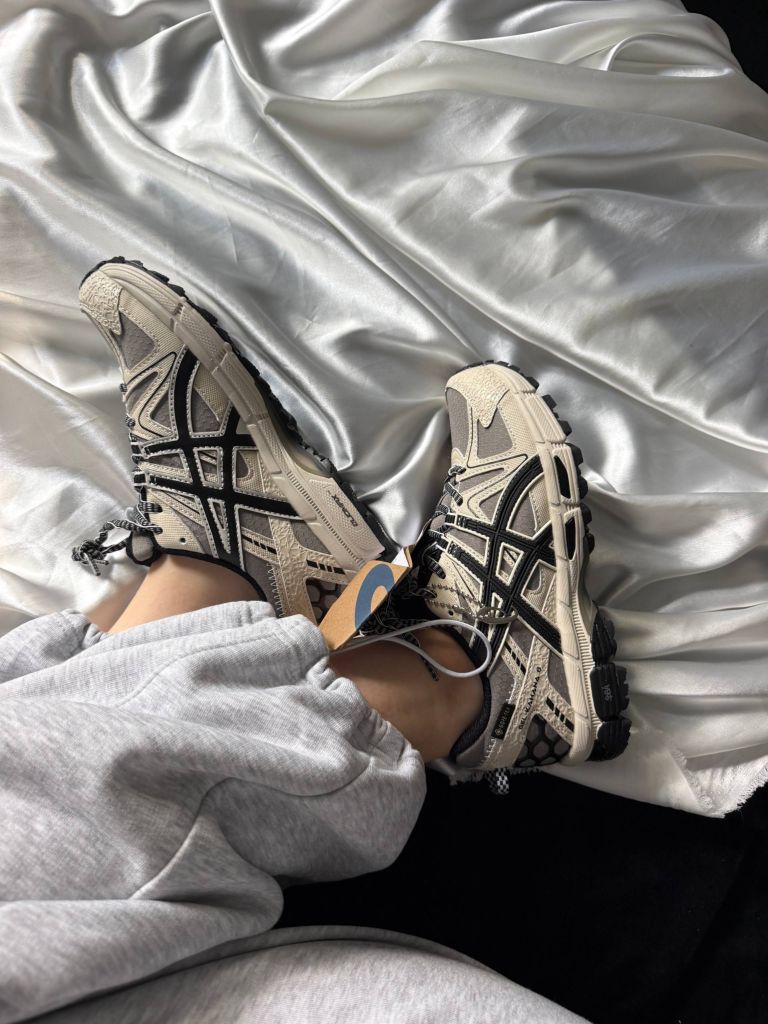 Кросівки термо Asics Gel Kahana 8 Beige Black Gore-Tex