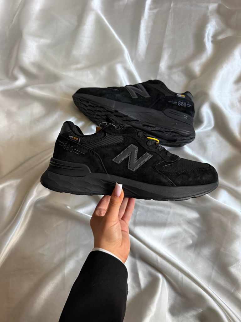 Кросівки термо New Balance 880 Black Gore-Tex