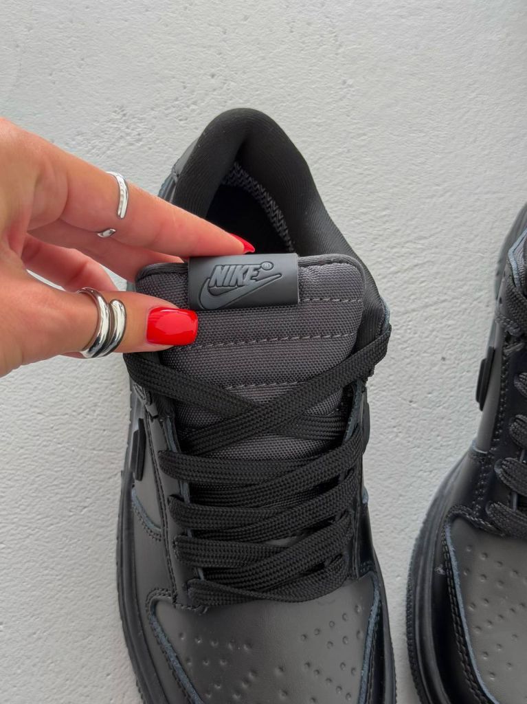Кросівки чорні Nike Low Gore-Tex Black