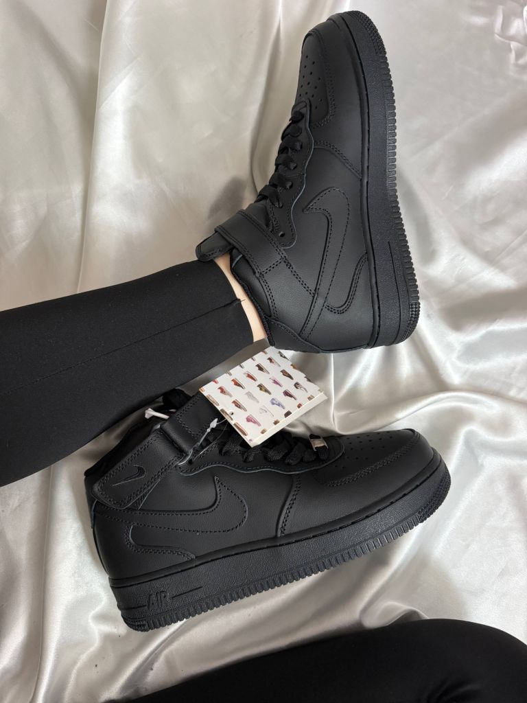 Кросівки зимові на хутрі Nike Air Force Black