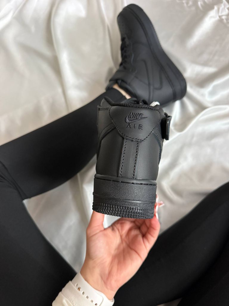 Кросівки зимові на хутрі Nike Air Force Black
