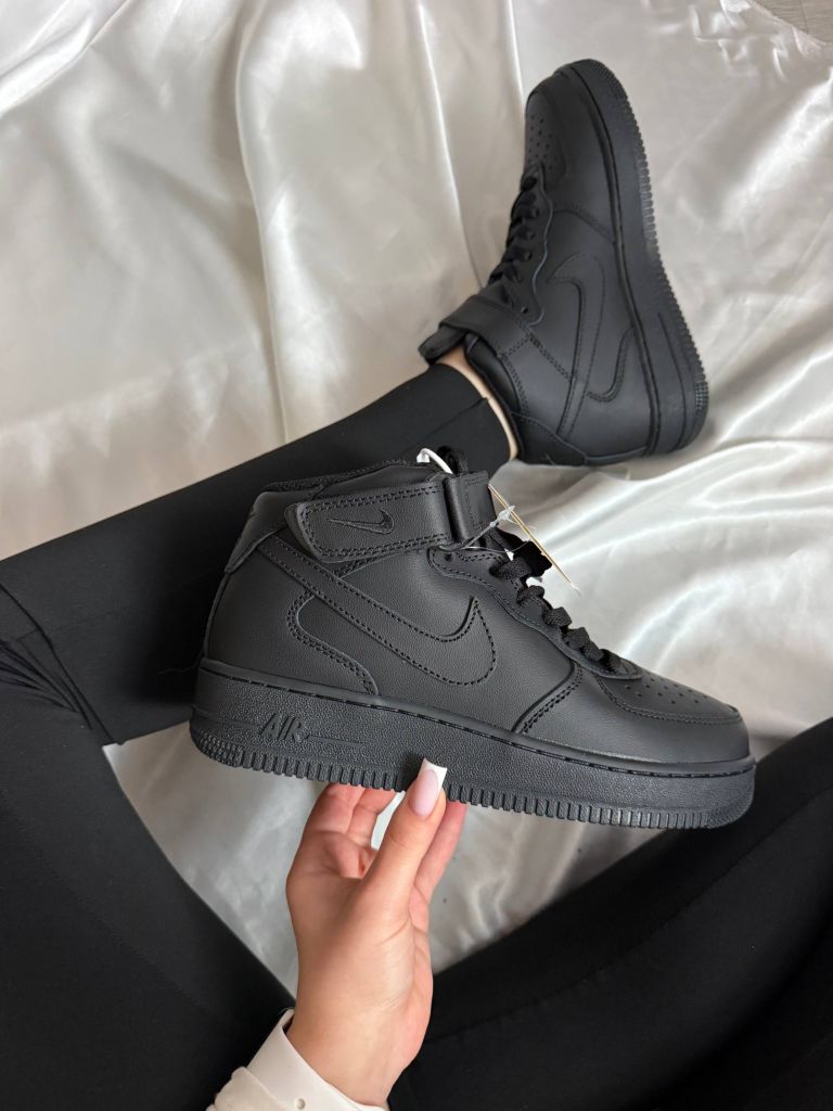 Кросівки зимові на хутрі Nike Air Force Black