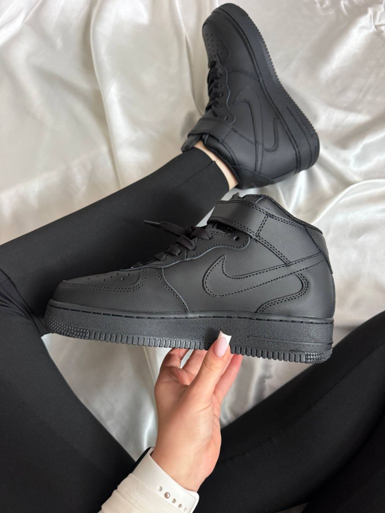 Кросівки зимові на хутрі Nike Air Force Black
