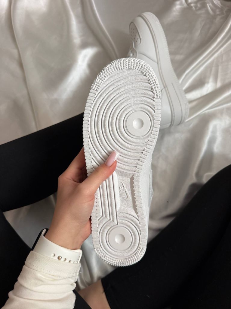 Кросівки зимові на хутрі білі Nike Air Force White