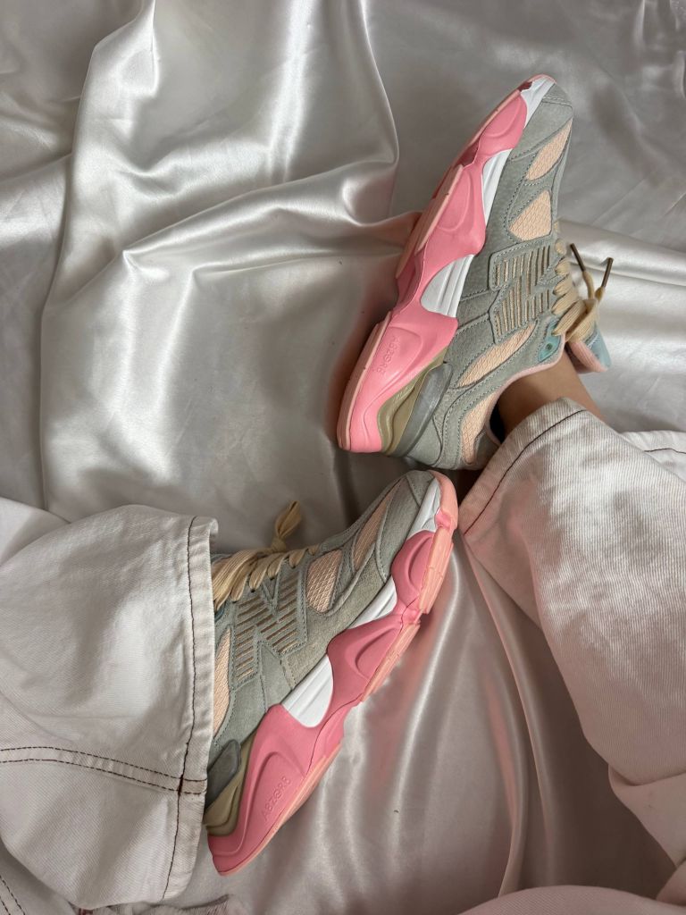 Кросівки термо New Balance 9060 Joe Pink
