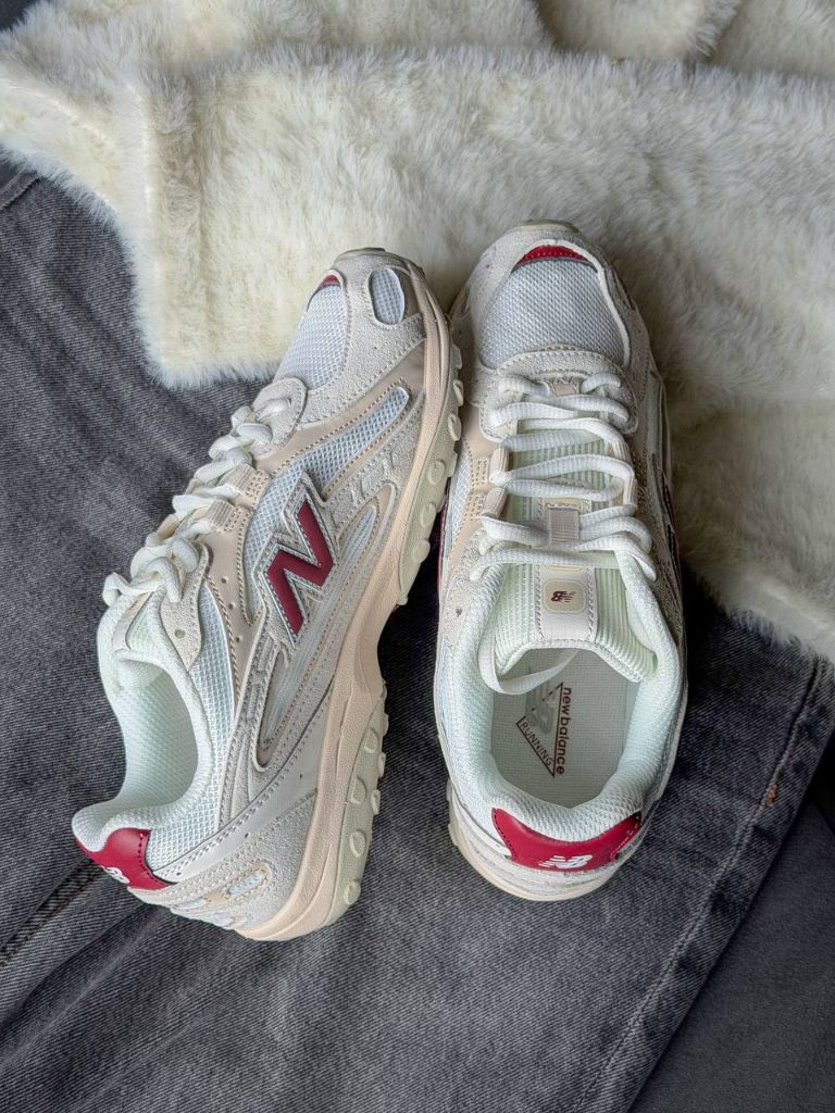 Кросівки кремові New Balance 204L Cream Burgundy