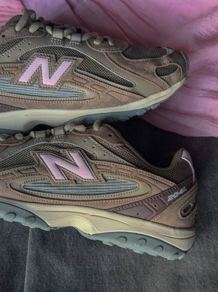 Кросівки коричневі New Balance 204L Brown
